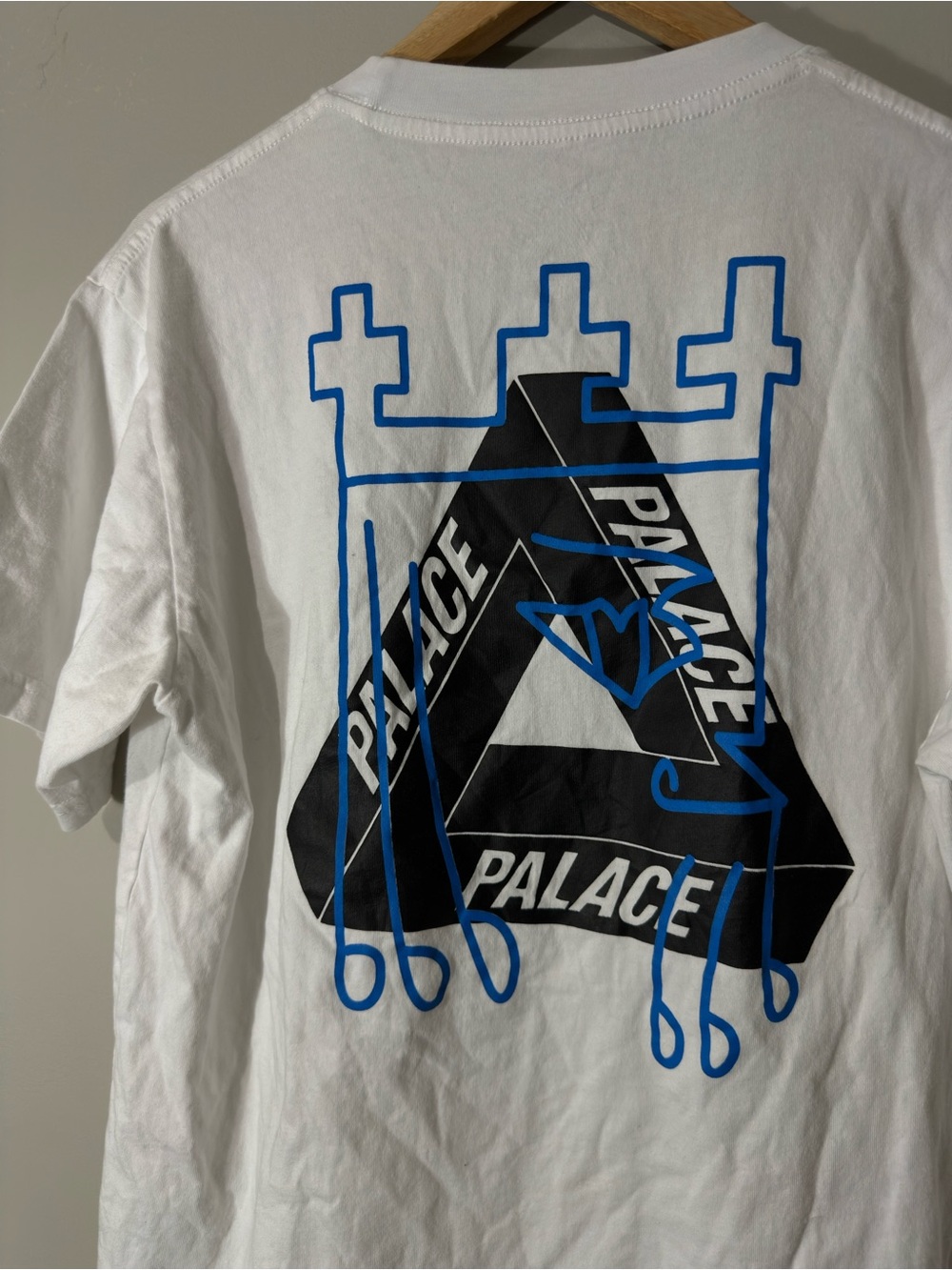Palace Tee - Picture 4 of 4